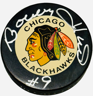 Bobby Hull Autographed Official Vintage Chicago Blackhawks Puck (JSA)