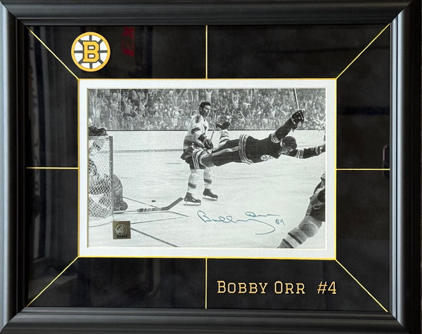Bobby Orr Autographed 11x14 Framed Hockey Photo