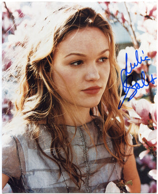 Julia Stiles Autographed 8x10 Photo