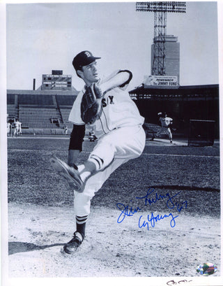 Jim Lonborg Autographed 8x10 Photo "CY Young 67`"