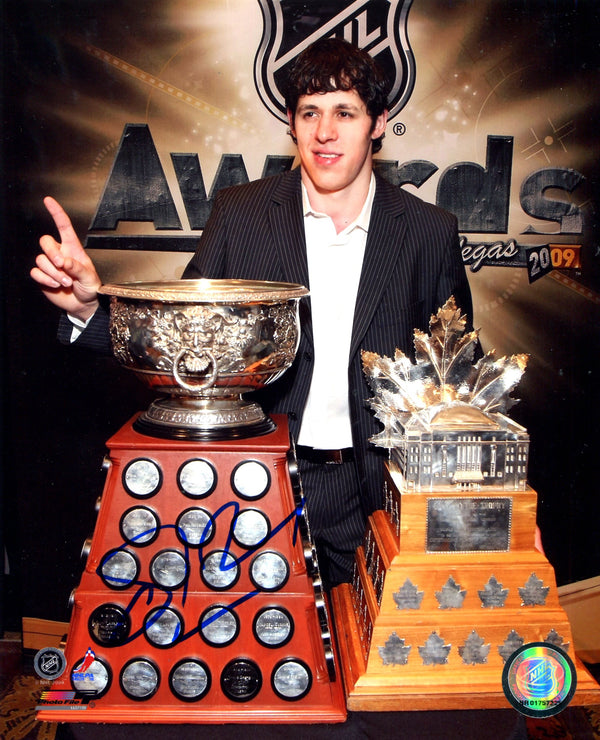 Evgeni Malkin Autographed 8x10 Photo