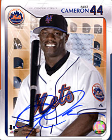 Mike Cameron Autographed / Signed Posing 8x10 Photo