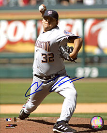 Chad Cordero Autographed / Signed Pitching 8x10 Photo