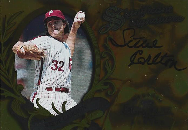 Steve Carlton Autographed Donruss Signature Series Card #1811/2000