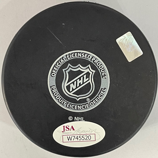 Bobby Hull Autographed Official Chicago Blackhawks Puck (JSA)