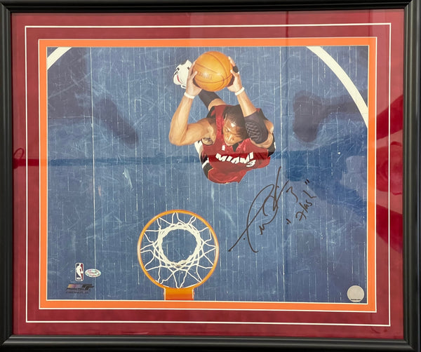 Dwyane Wade Autographed 16x20 Framed Basketball Photo